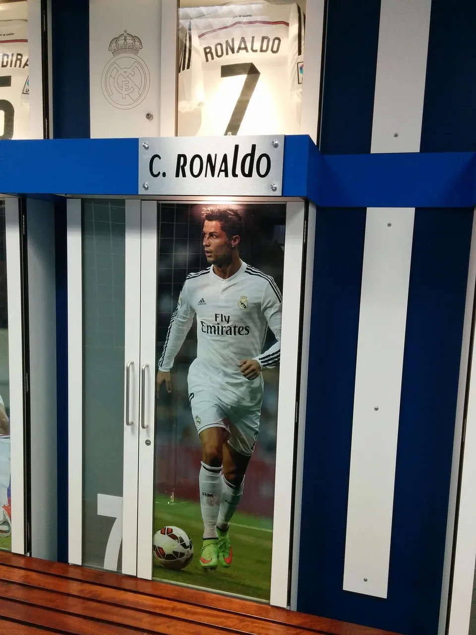 Benni McCarthy urges South Africaâ€™s Percy Tau to be calm against Real Madrid